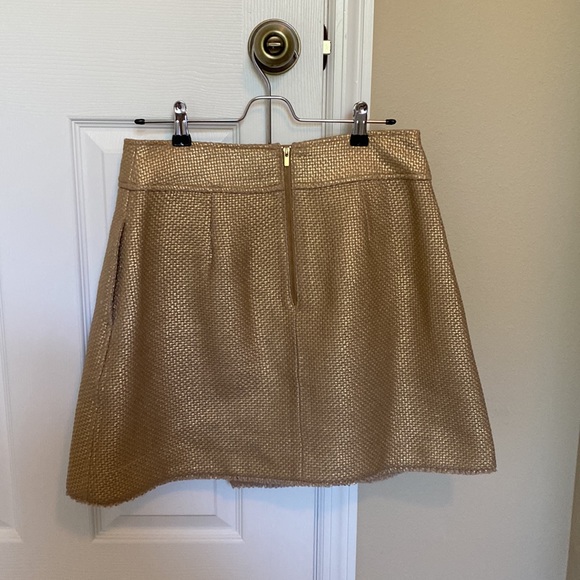 Banana Republic Dresses & Skirts - Banana Republic Metallic Gold Skirt